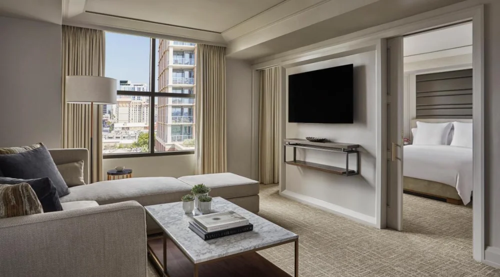 City View Four Seasons Executive Suite at Four Seasons Austin