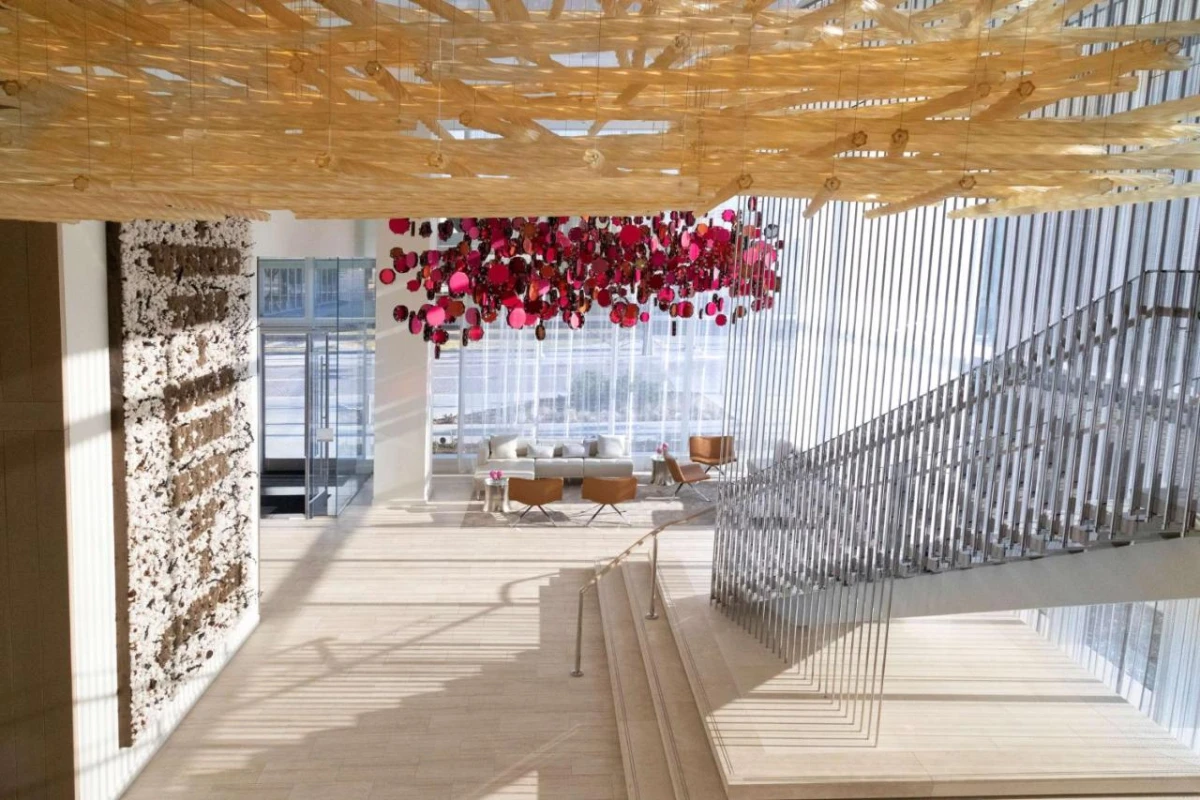 HALL Arts Hotel Dallas Curio Collection by Hilton - Hotel Photo 3