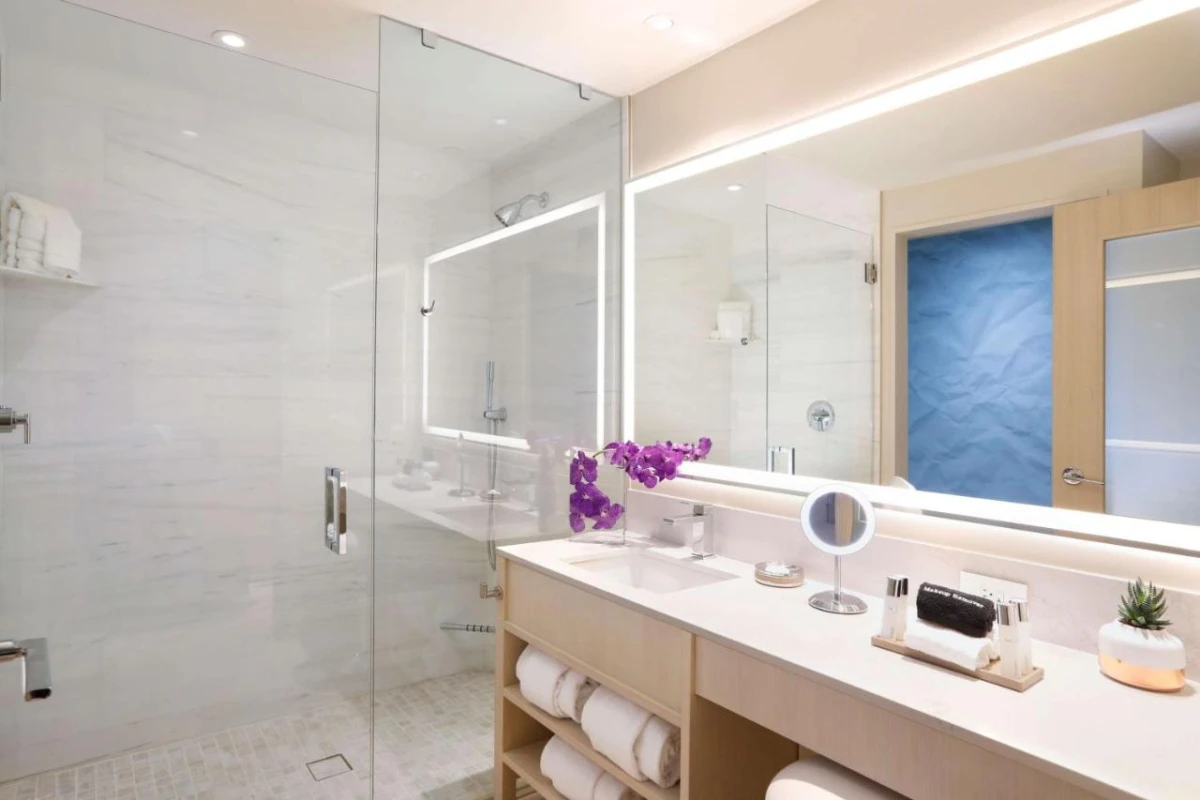 HALL Arts Hotel Dallas Curio Collection by Hilton - Hotel Photo 13