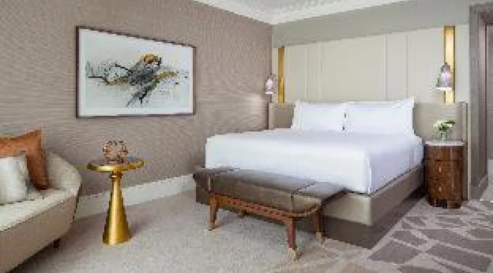 Suite at Hotel Crescent Court