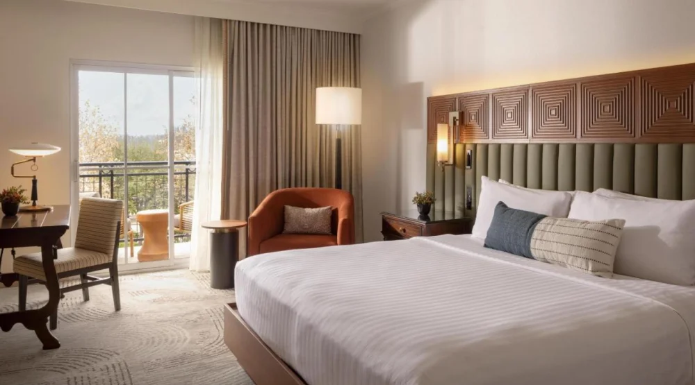 Deluxe King Room with View at La Cantera Resort & Spa