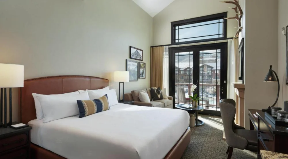 Junior King Suite with Kitchenette at Waldorf Astoria Park City