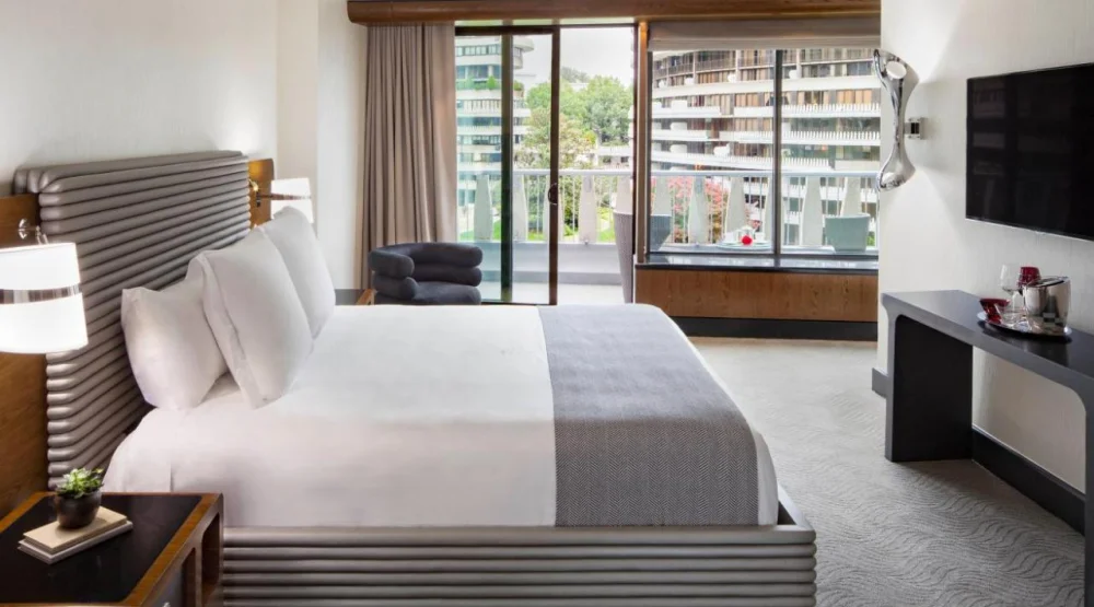 Deluxe King with Balcony at The Watergate Hotel