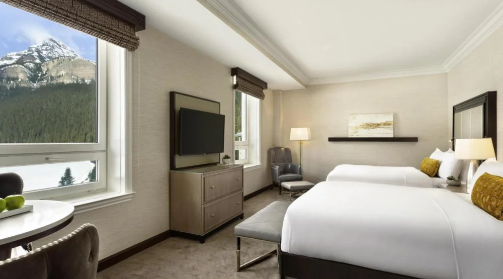 Fairmont Gold Queen Room  with Two Queen Beds and Lake View at Fairmont Chateau Lake Louise
