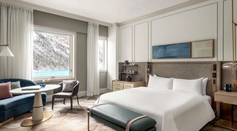 Deluxe Lakeview King Room - Grab Bars at Fairmont Chateau Lake Louise