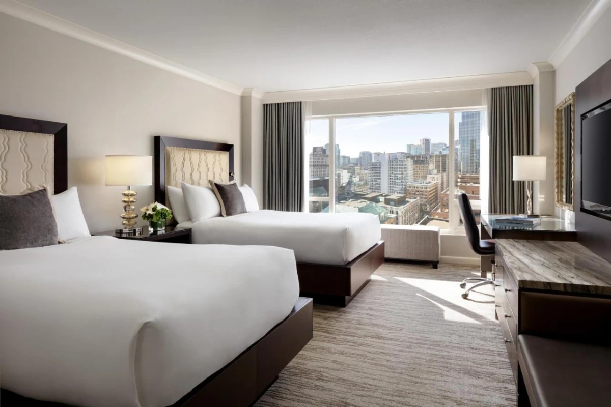 Fairmont Waterfront Hotel - Hotel Photo 4