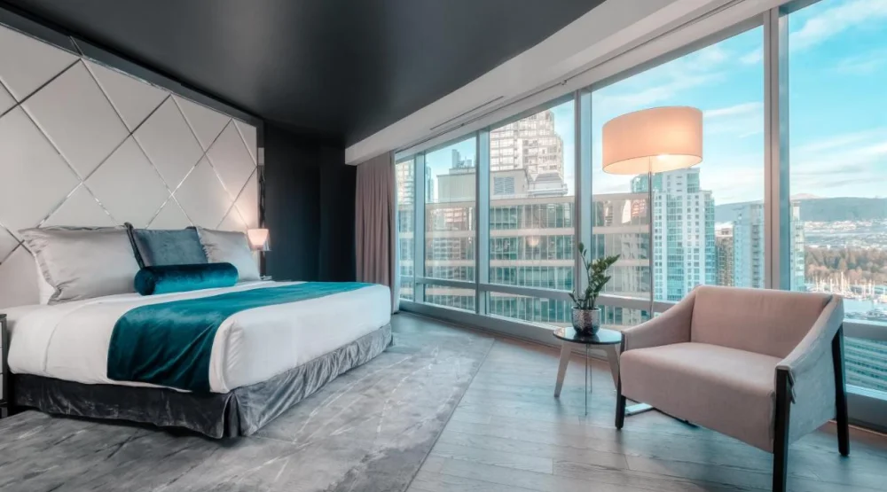 Paradox King Room with Spa Bath at Paradox Vancouver