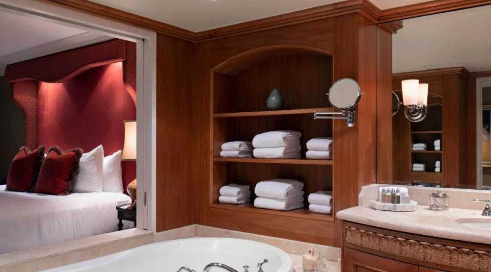 Penthouse - 12th Floor at Wedgewood Hotel & Spa Relais & Chateaux