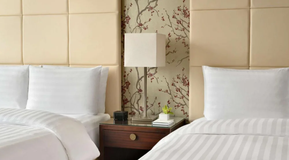 Executive Two Queen at Shangri-La Toronto