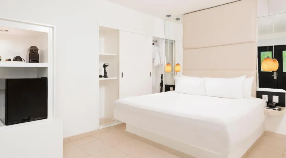 Deluxe Relax Pool View at Desire Riviera Maya Resort