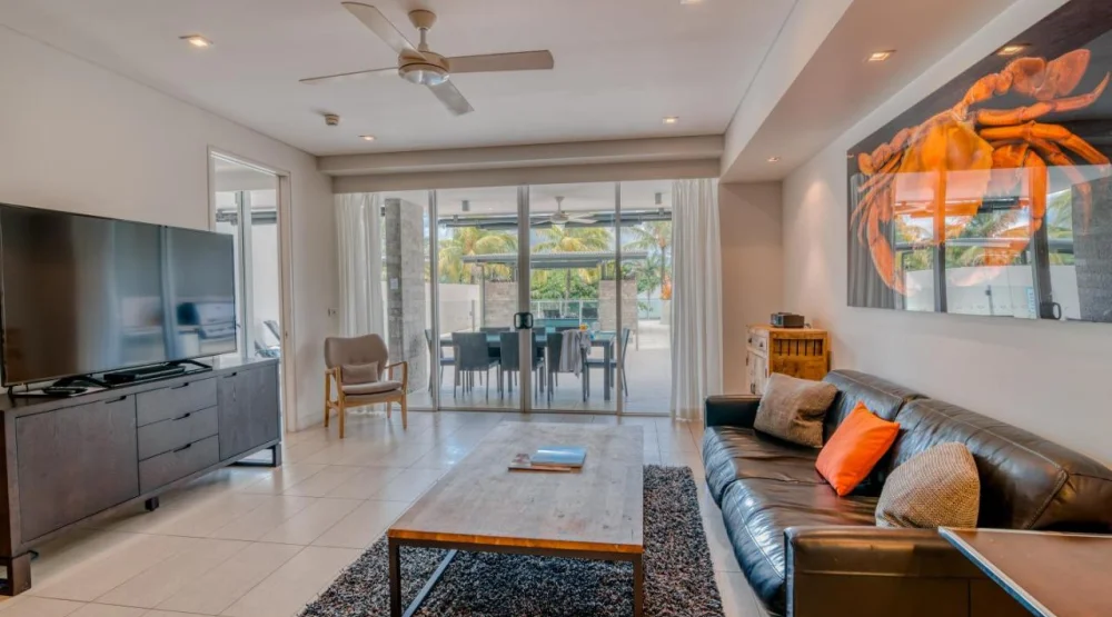 Terrace Pool Apartment One Bedroom at Coconut Grove Port Douglas