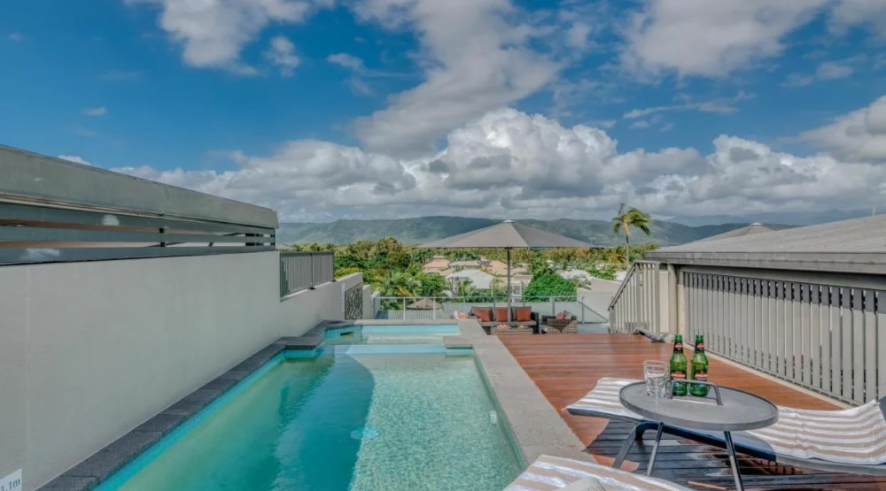 Penthouse Apartment One Bedroom at Coconut Grove Port Douglas