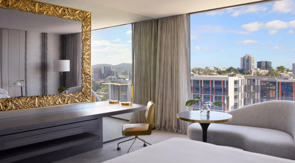 Urban Vista King Suite at Emporium Hotel South Bank