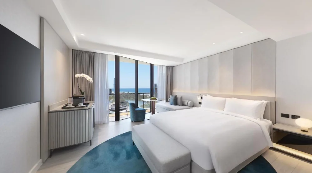 King Room with Ocean View and Balcony at JW Marriott Gold Coast Resort & Spa