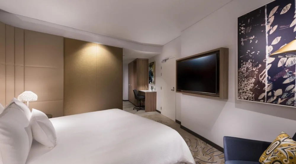 Club King Room with City View - Executive Level at The Westin Brisbane