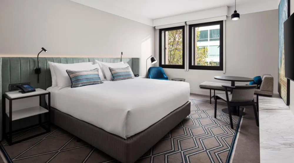 Heritage King Room with Street View at Hilton Melbourne Little Queen Street