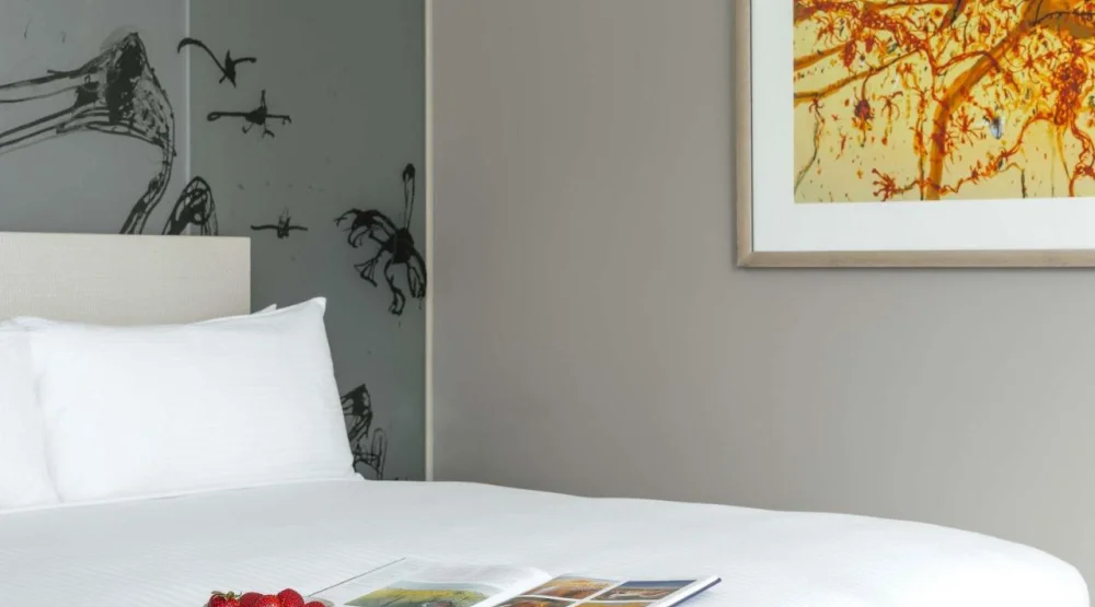 Deluxe Studio Suite at The Olsen Melbourne Art Series