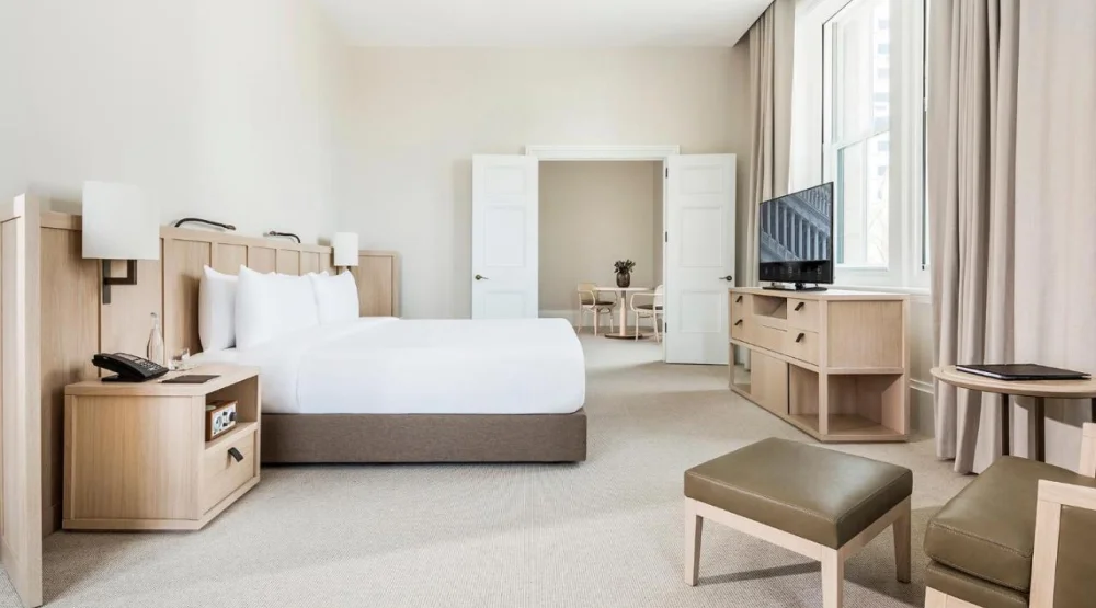 Suite at COMO The Treasury