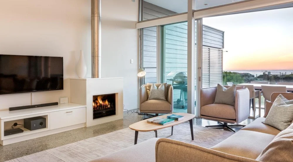 Three Bedroom Luxury Beach House at Smiths Beach Resort