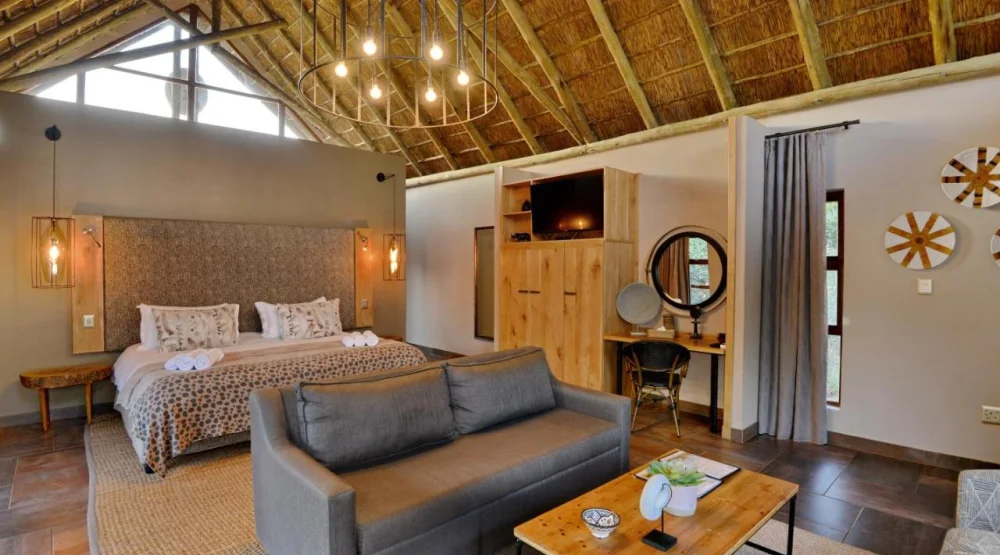 Luxury Suite with Two Game Drives at Black Rhino Game Lodge