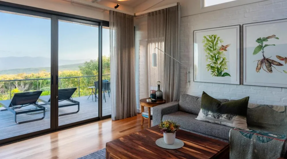One Bedroom Luxury Suite (3 Adults) - Forest Lodge at Grootbos Private Nature Reserve