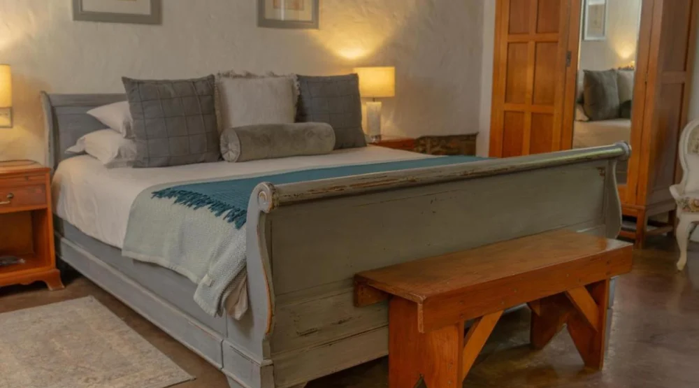 Classic Quarter Suite One at Jan Harmsgat Country House