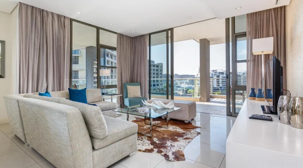 Deluxe Apartment at Lawhill Luxury Apartments V&A