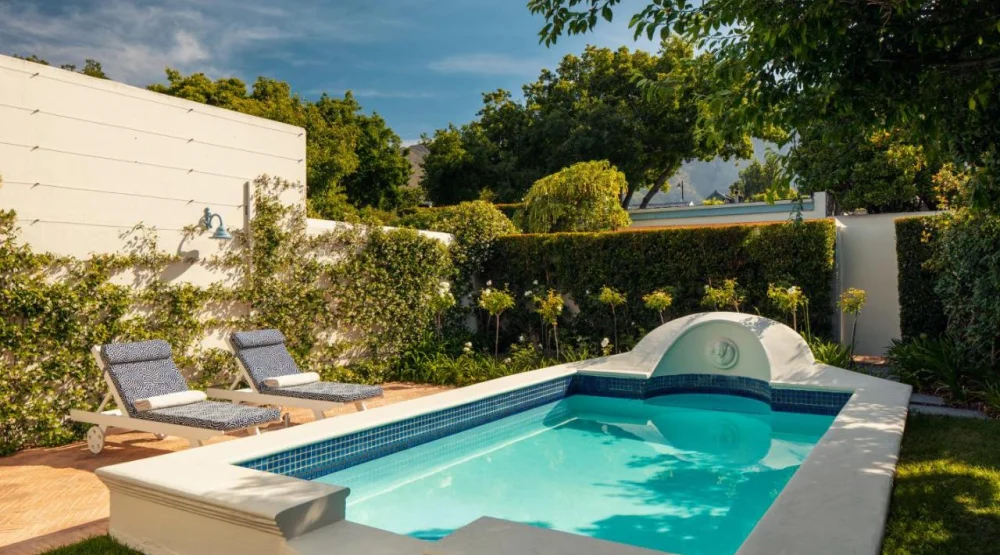 Suite with Private Pool at Le Quartier Francais