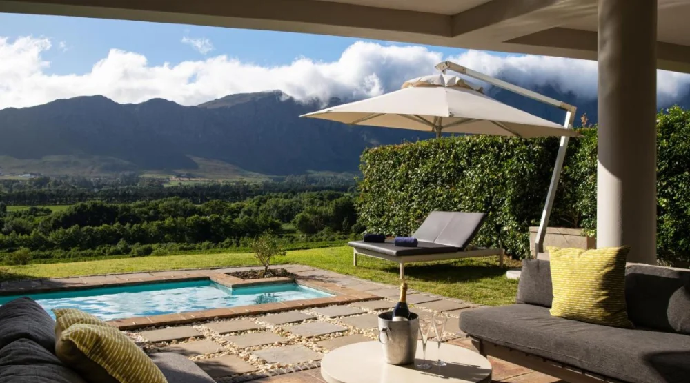 Cap Classique Suite at Mont Rochelle