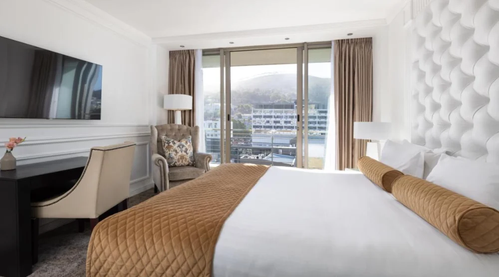 Deluxe Studio at Pepperclub Hotel