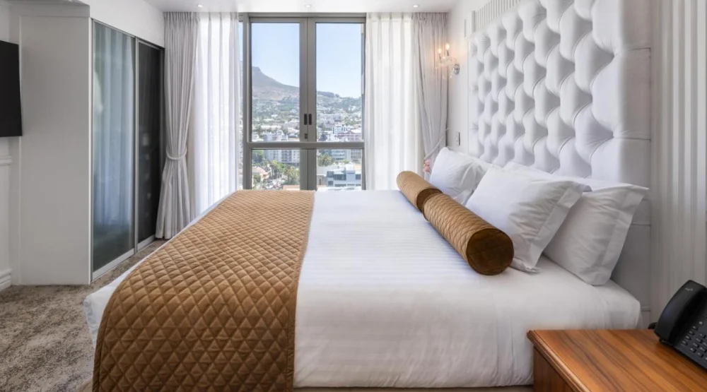 Deluxe Three Bedroom Suite at Pepperclub Hotel