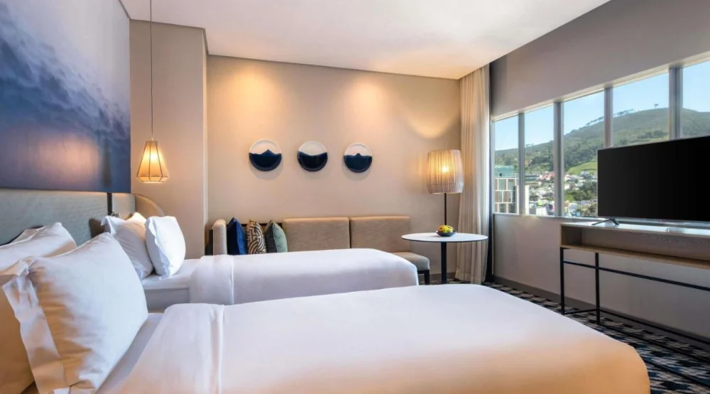 Classic Twin Room at Pullman Cape Town City Centre