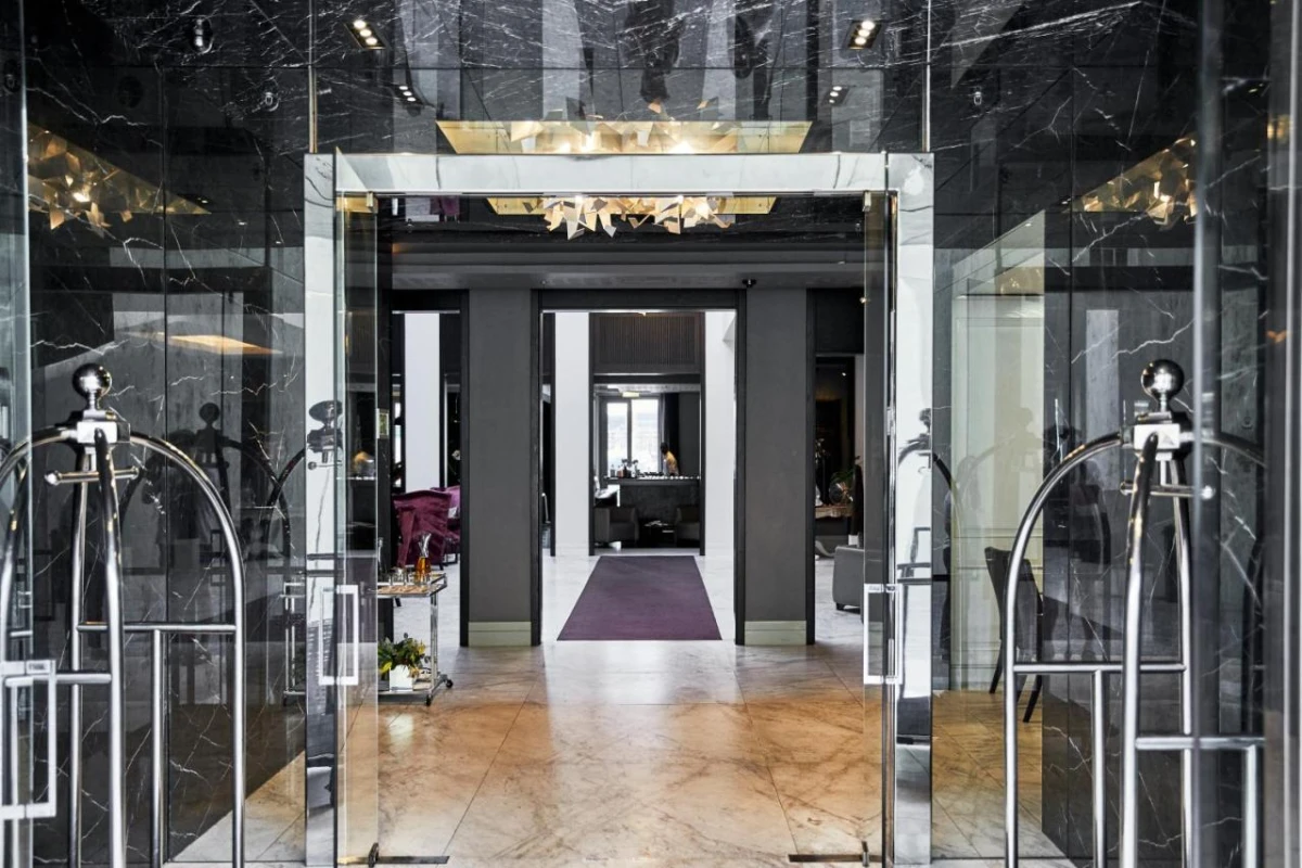 Queen Victoria Hotel - Hotel Photo 1