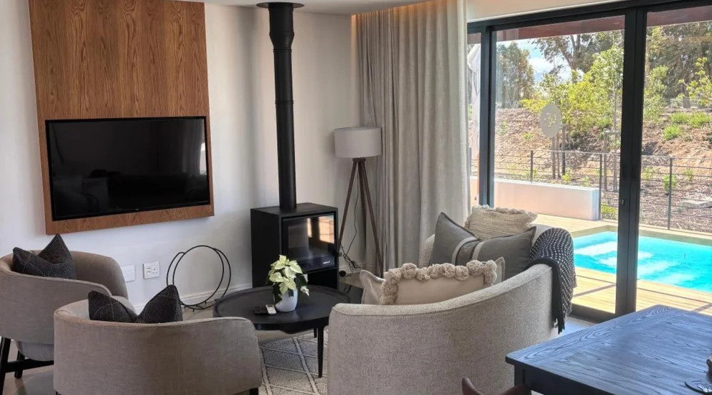 Luxury Cottage with Private Pool at Vergenoegd Low Boutique Hotel & Spa