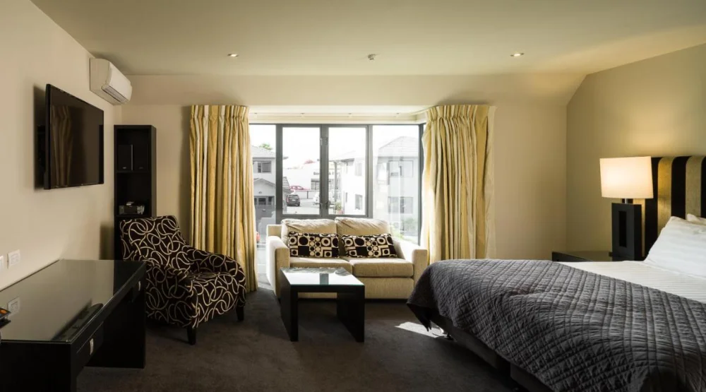 Superior One Bedroom Apartment with Balcony at Canmore Chateau Marlborough