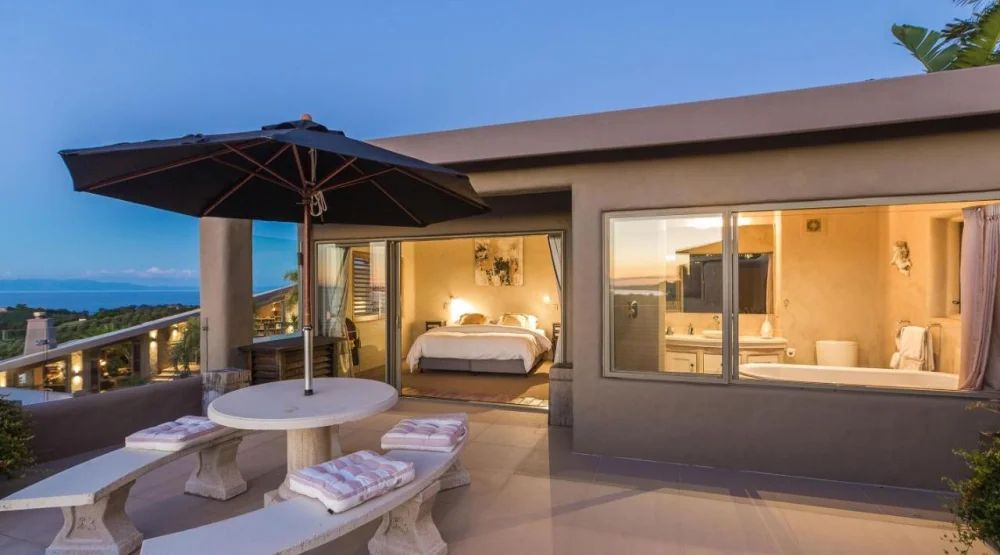 Luxury Two Bedroom Apartment at Delamore Lodge