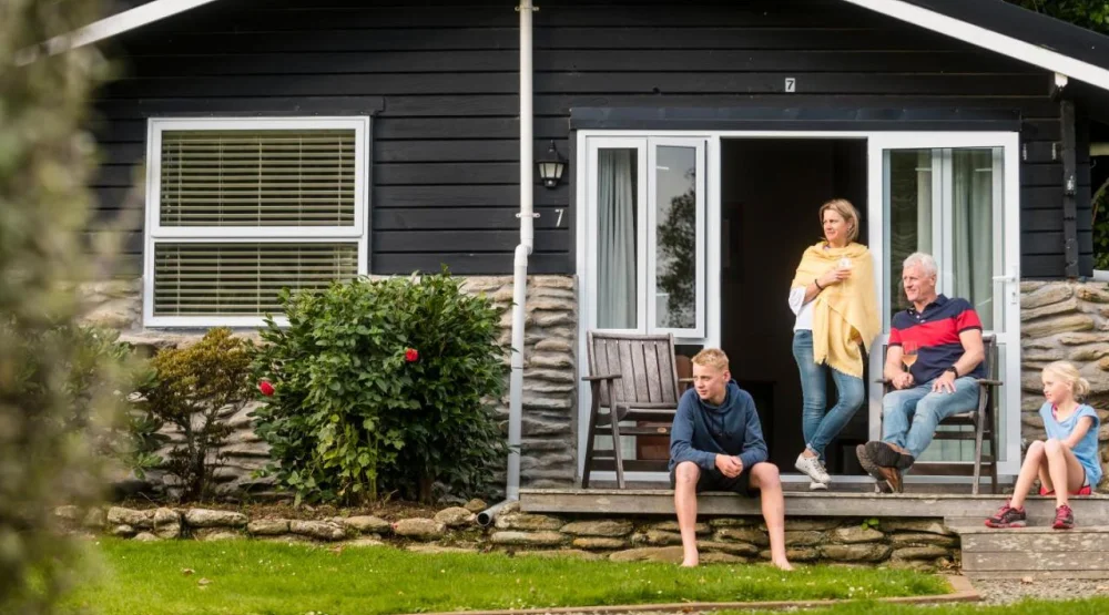 Cottage with Garden View at Furneaux Lodge