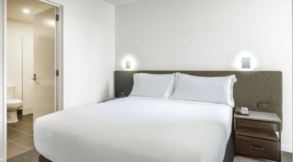 Two Bedroom Lakeview Apartment with Two Bathrooms at Hilton Queenstown Resort & Spa