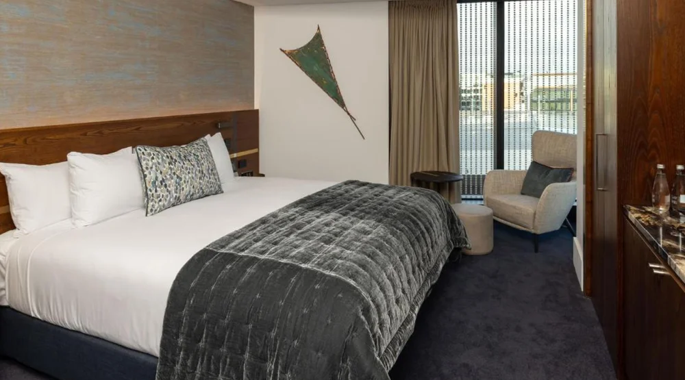 Vantage King Room at Horizon by Skycity