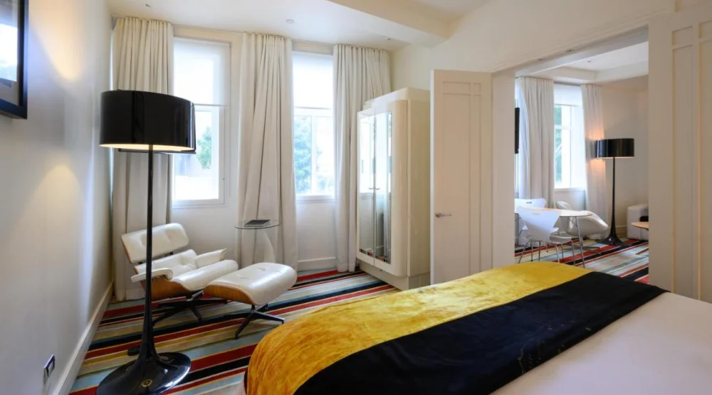 Deluxe Suite at Hotel Debrett