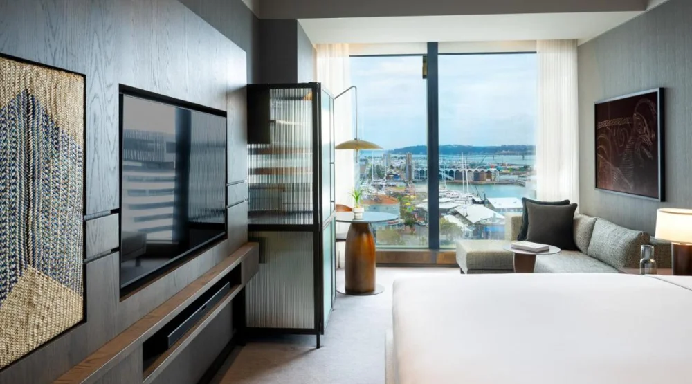 Classic King Room with City View at Intercontinental Auckland