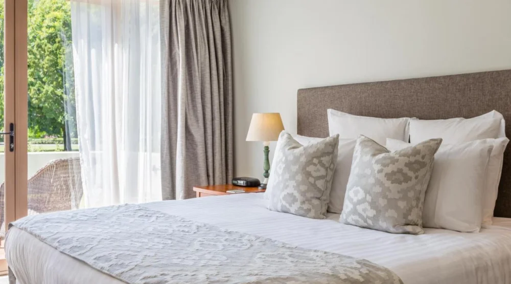 Executive Twin Suite at Mangapapa Hotel