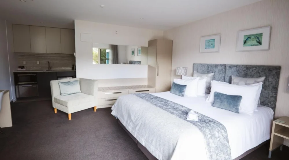 Studio with Lake View at Radfords on the Lake