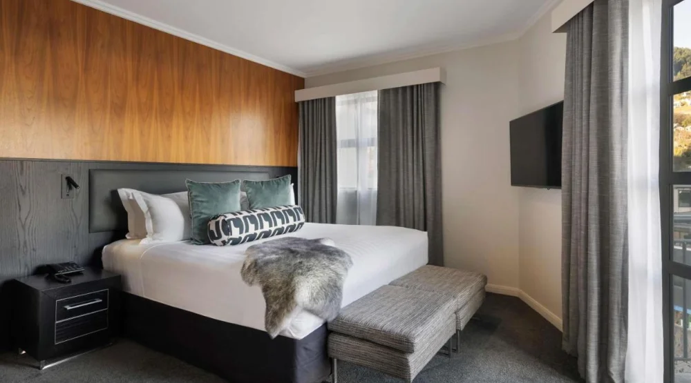 Junior King Suite with Balcony at Sofitel Queenstown Hotel & Spa