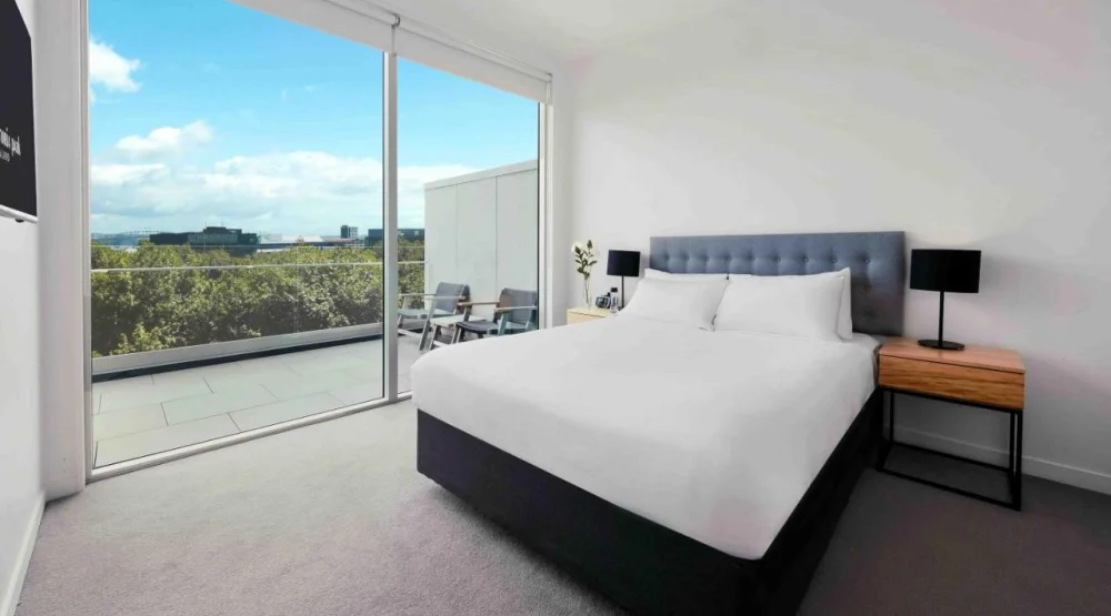 Three Bedroom Apartment at Swiss-Belsuites Victoria Park Auckland