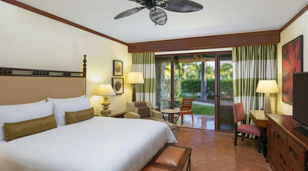 Guest Room, One King, Garden View, Balcony at JW Marriott Guanacaste Resort & Spa