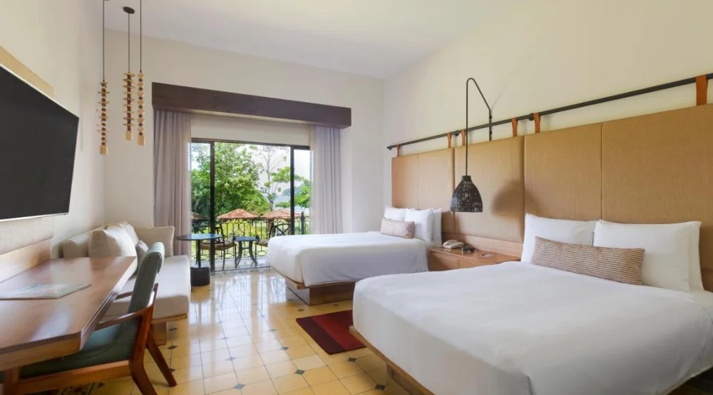 Guest Room, Two Double, Balcony at Los Suenos Marriott Ocean & Golf Resort