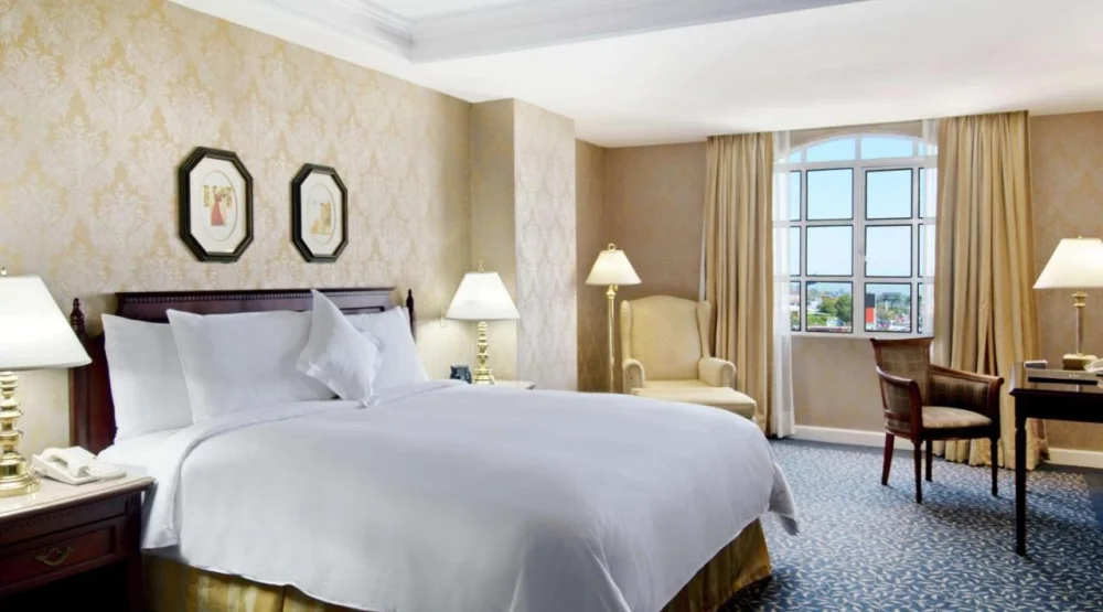 Executive King Room at Hilton Princess Managua