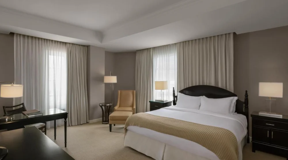 Deluxe Classic King Room at Bristol Panama