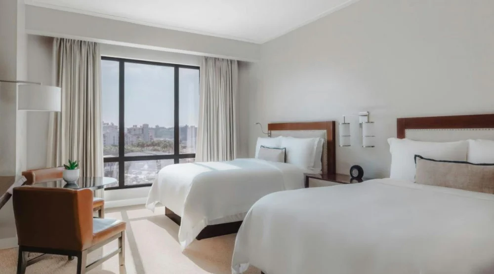 Deluxe Urban View, Guest Room, Two Queen, City View at The Santa Maria a Luxury Collection Hotel & Golf Resort